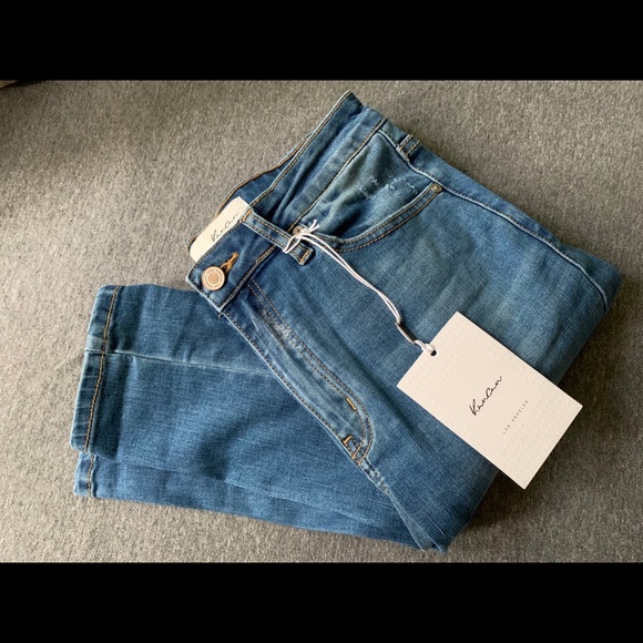 NWT High Waisted Jeans 🏷 - Picture 3 of 6